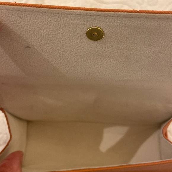 Tory Burch Orange glass case - Picture 5 of 5